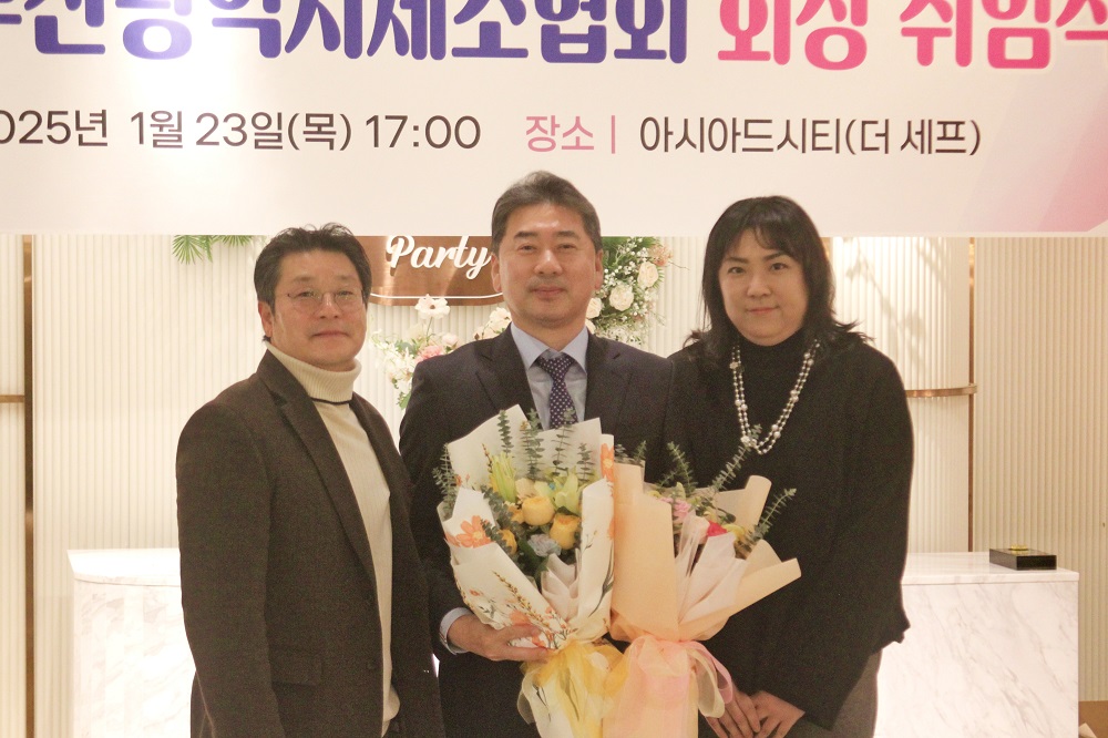 dca370aff2b6f84c7a75cad6567e81d51319002.jpg
