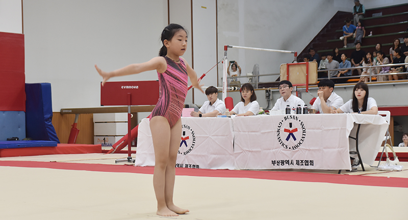 ee5d772aafb96502b67ceff7ef6a0c981917213.jpg
